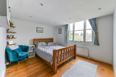 Flat 4, 1 Hamlet Road, London, SE19 2AP
