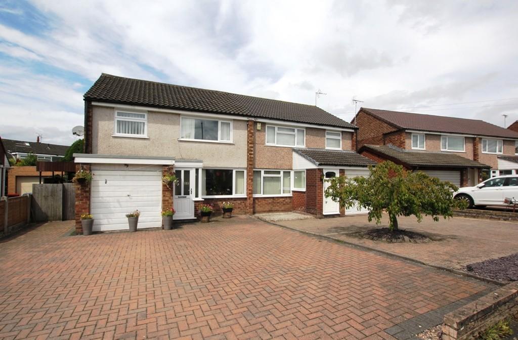 Queens Road, Vicars Cross, Chester, CH3 3 bed semidetached house for