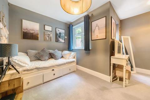 Flat 2, Hawthorne Court, 62 Woodcote Valley Road, Purley, CR8 3BD