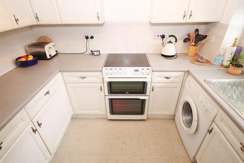 100 Brindley Close, Wembley, HA0 1BT