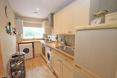 27 Dacre Close, Greenford, UB6 9UQ