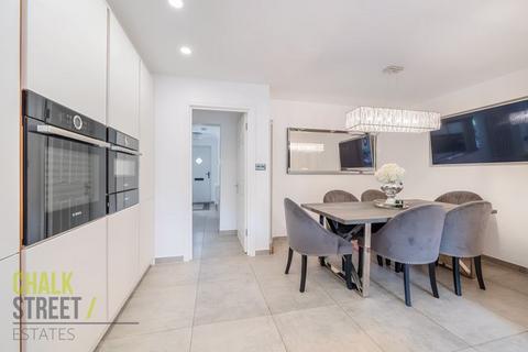 Forest View Orange Tree Hill, Havering-atte-bower, Romford, RM4 1PB