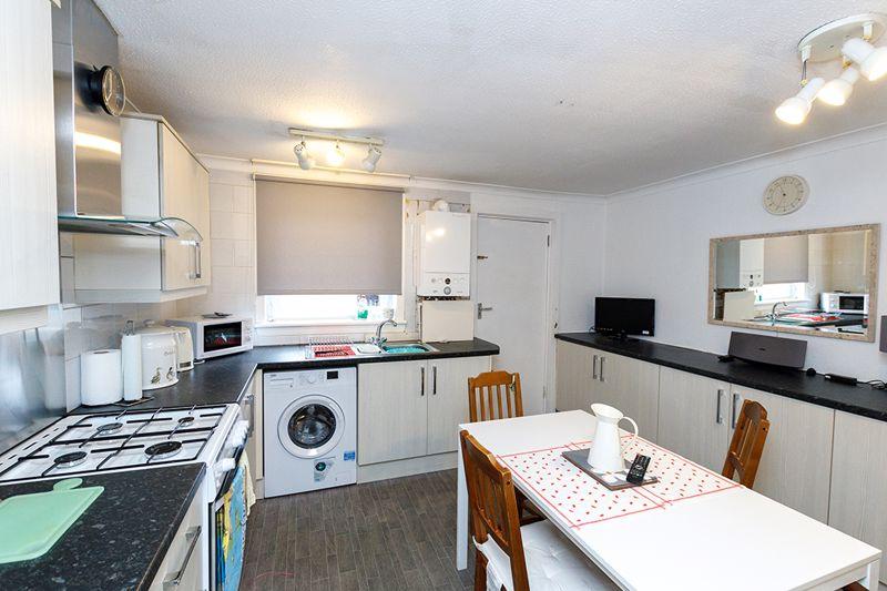 Merryland Place, Glasgow 3 bed end of terrace house £155,000