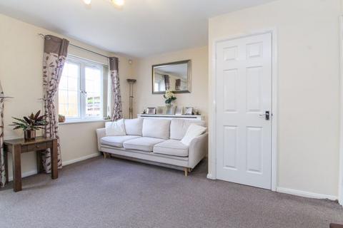 3 bedroom terraced house for sale, Victor Close, Bedford MK42