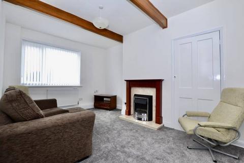 3 bedroom semi-detached house to rent, Three Bedroom Semi-detached House to Rent on Benwell Grange Avenue, Newcastle Upon Tyne