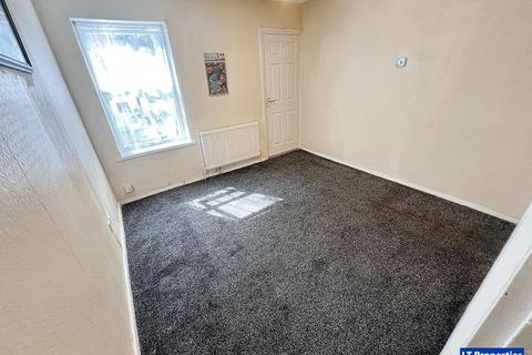 3 bedroom terraced house to rent, Luton LU3