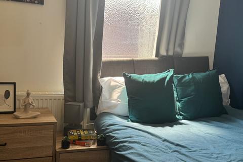 undefined, HMO Room 3, Victoria Road