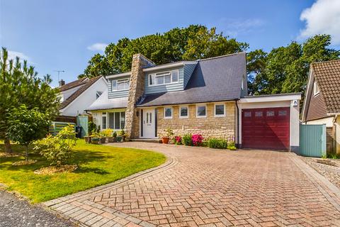 4 bedroom detached house for sale, Knightwood Close, Highcliffe, Dorset, BH23
