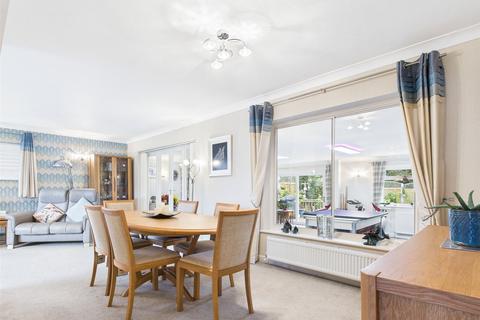 4 bedroom detached house for sale, Knightwood Close, Highcliffe, Dorset, BH23