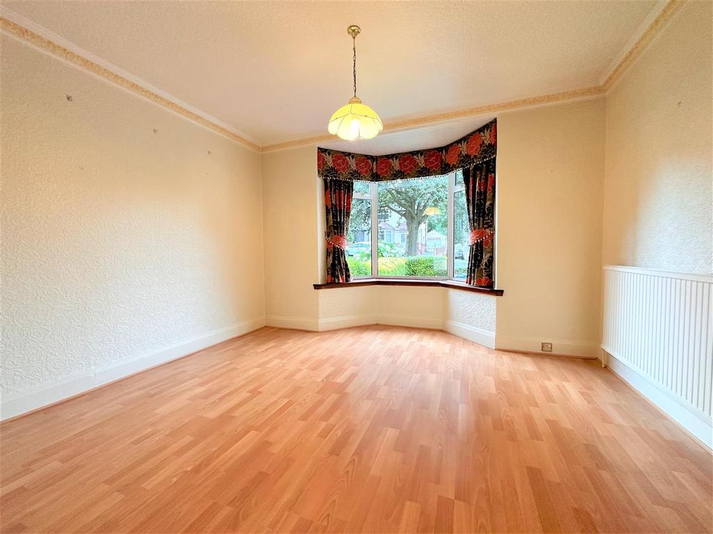 Open plan lounge dining room