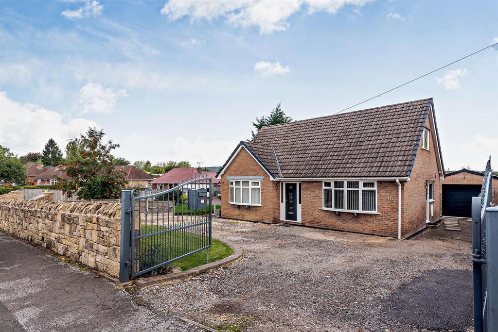 Nethermoor Road, New Tupton, Chesterfield 4 bed detached bungalow for