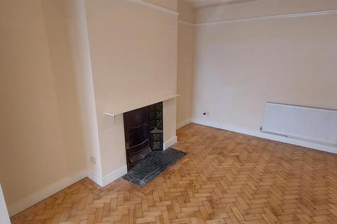 3 bedroom terraced house to rent, Pentre Gardens, Grangetown, Cardiff