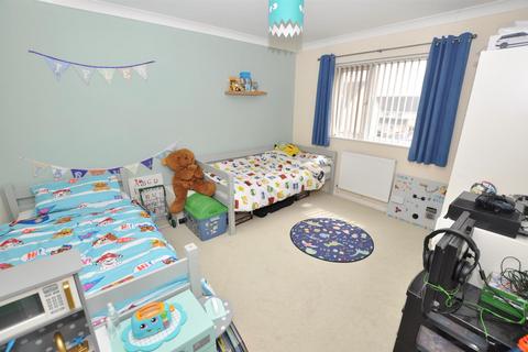 28 Cae Gwyrdd, St Clears, Carmarthen, SA33 4BE