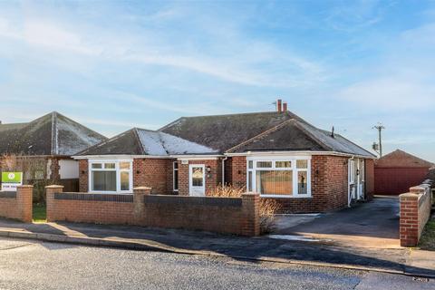 3 bedroom detached bungalow for sale, Hollym Road, WITHERNSEA