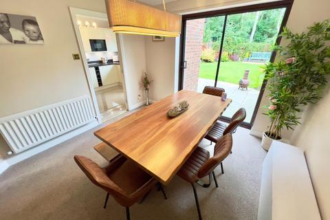 14 Beaumont Close, Framwellgate Moor, Durham, DH1 5FF