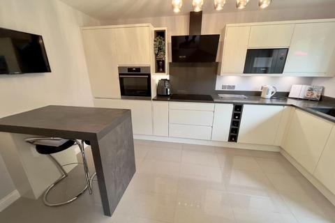 14 Beaumont Close, Framwellgate Moor, Durham, DH1 5FF