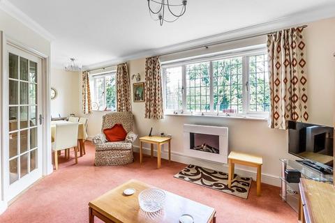 2 bedroom retirement property for sale, ASHCROFT PLACE, LEATHERHEAD, KT22