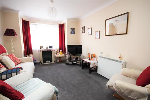 1 bedroom retirement property for sale, Pondsyde Court, Sutton Drove, Seaford