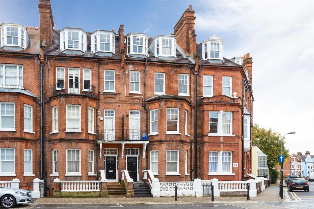 Addison Gardens, Brook Green W14 1 bed flat £1,690 pcm (£390 pw)