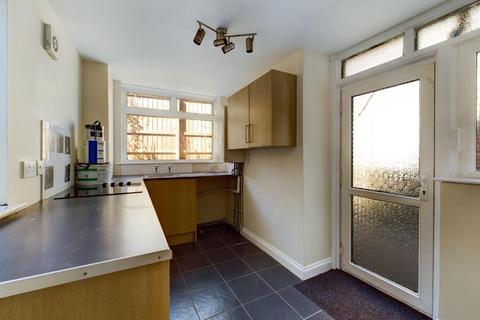 2 bedroom flat for sale, Scarborough Road, Filey, North Yorkshire YO14 9EG