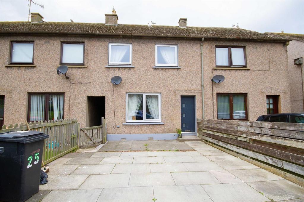 Queens Road, Eyemouth 2 bed terraced house £130,000
