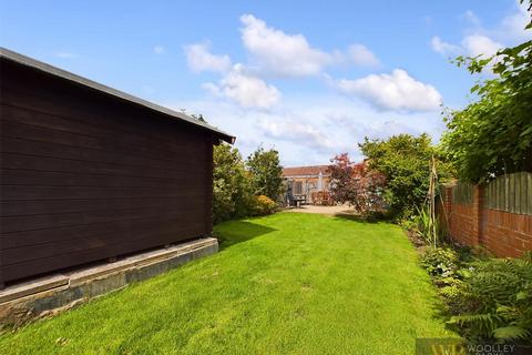 3 bedroom semi-detached house for sale - Wansford Road, Driffield