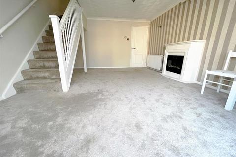2 bedroom end of terrace house for sale, Waterside Drive, Grimsby, N.E. Lincs, DN31 1RY