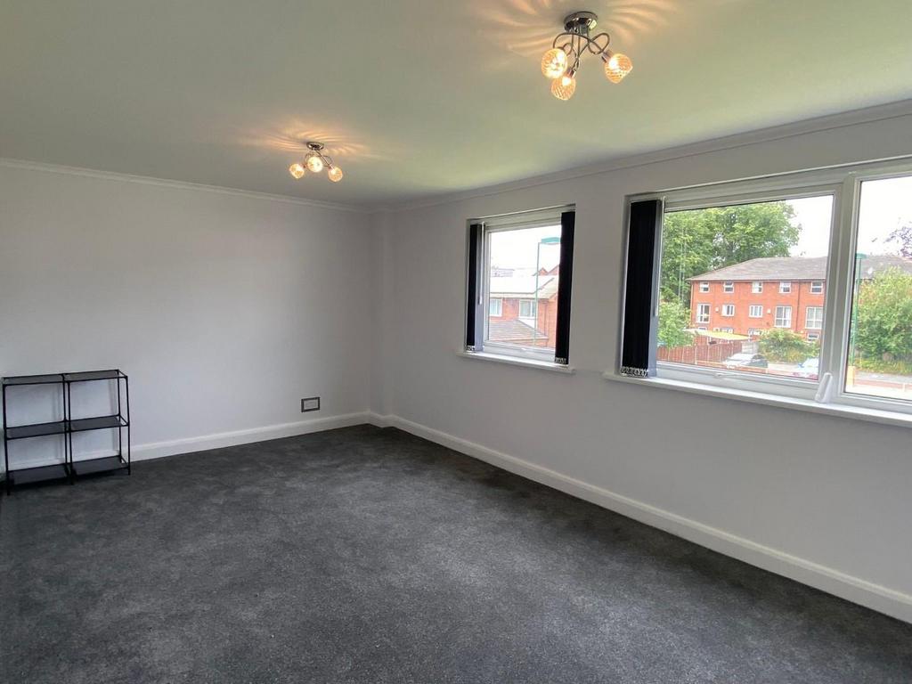 Wellington Road, Fallowfield, Manchester 3 bed apartment to rent £