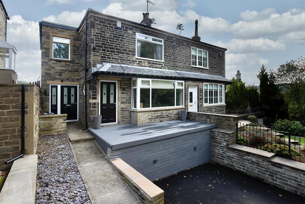 Exley Lane, Elland 3 bed semidetached house £250,000