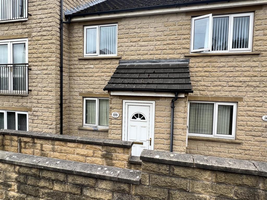 Hoyland, Barnsley 2 bed apartment £99,950