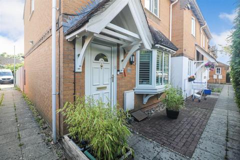 19 Chamberlain Close, Church Langley, Harlow, CM17 9QP