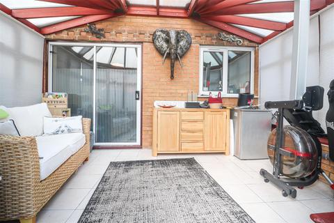 19 Chamberlain Close, Church Langley, Harlow, CM17 9QP