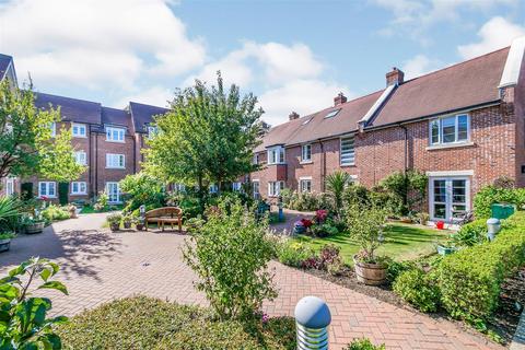 1 bedroom apartment for sale, Clarence Court, Clarence Road, Horsham