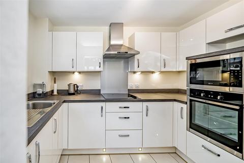 2 bedroom apartment for sale, Swift House, St. Lukes Road, Maidenhead, Berkshire