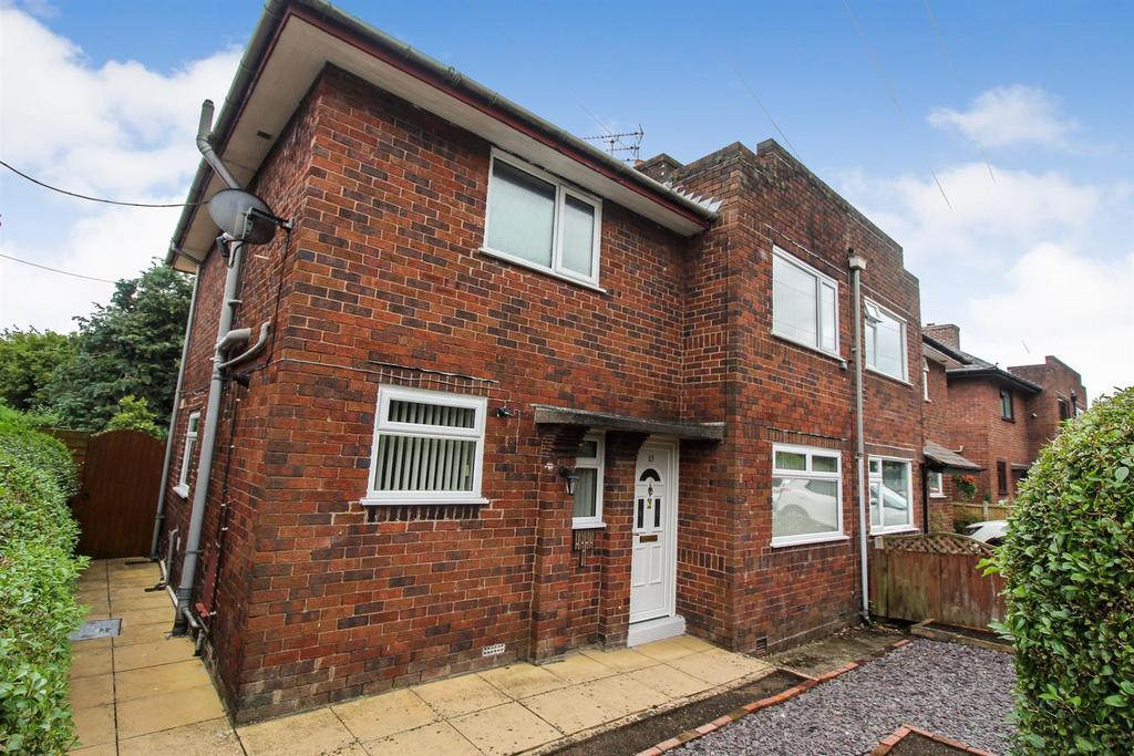 Old Fort Road, Oswestry 3 bed property for sale £198,000