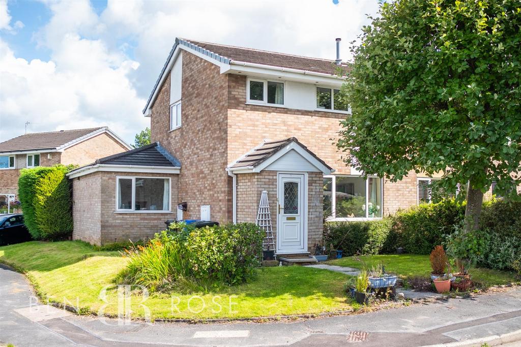 Deerfold, Astley Village, Chorley 4 bed semidetached house for sale