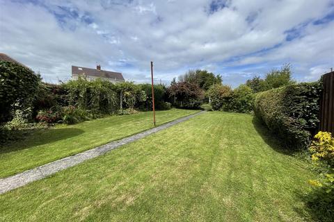5 Heol Elizabeth, Burry Port, SA16 0PA