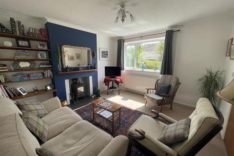 5 Heol Elizabeth, Burry Port, SA16 0PA