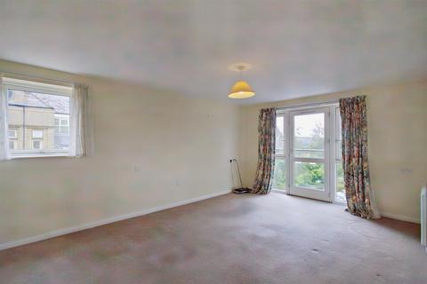 2 bedroom apartment for sale, Trinity Court, Oxford Road, Halifax