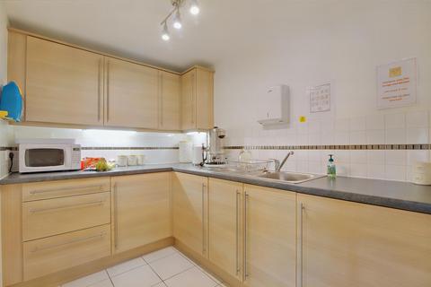 2 bedroom apartment for sale, Trinity Court, Oxford Road, Halifax