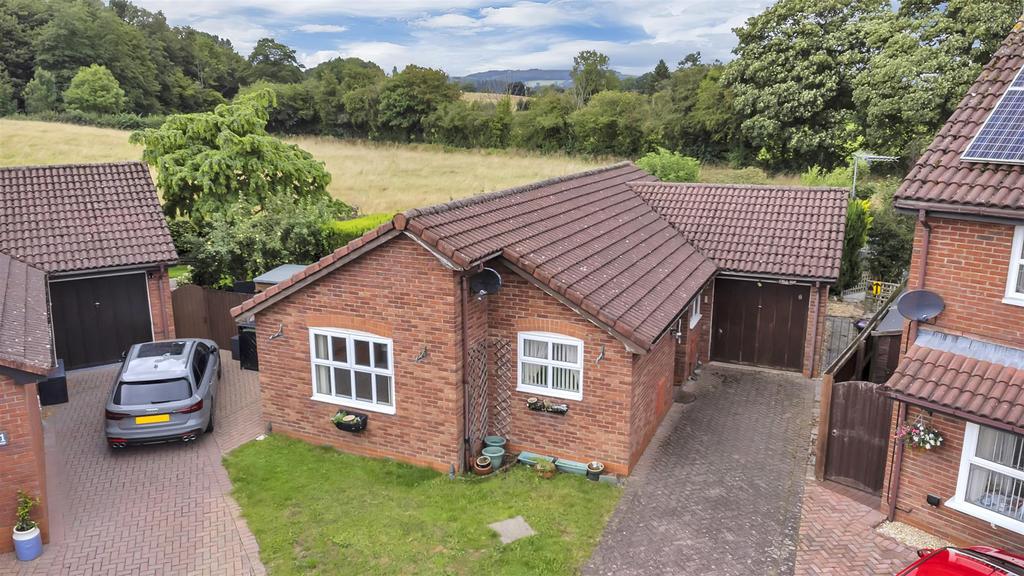 Holly Grange, Weston Rhyn, Oswestry 3 bed detached bungalow for sale