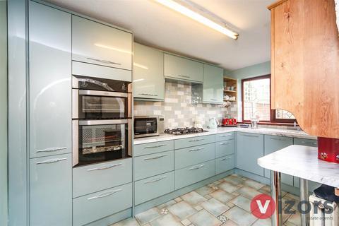 5 Cosford Close, Redditch, B98 0BH