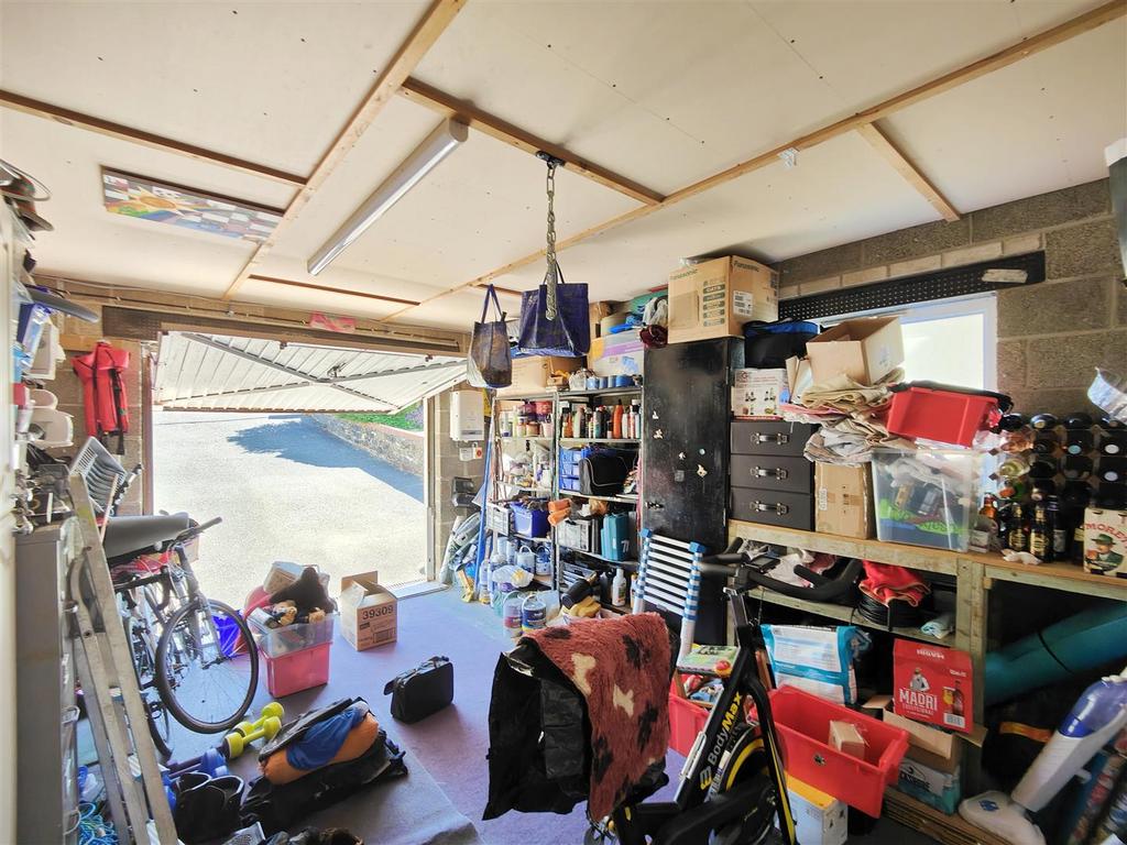 Integral Garage