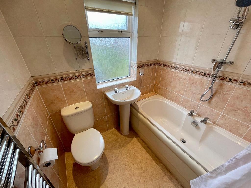 Bathroom/w.c.