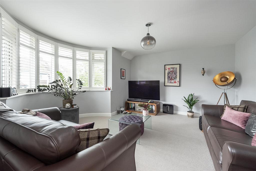 Park Mount, Harpenden 3 bed detached house for sale £895,000