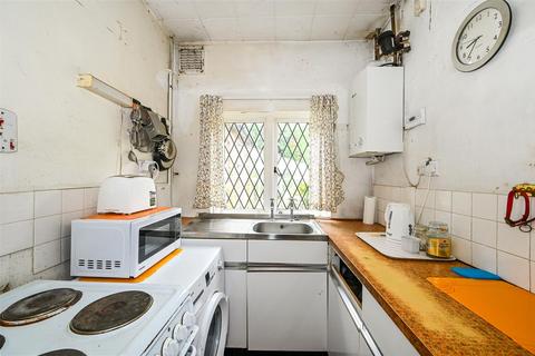 8 Downview Road, Barnham, Bognor Regis, PO22 0EE