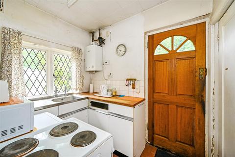 8 Downview Road, Barnham, Bognor Regis, PO22 0EE