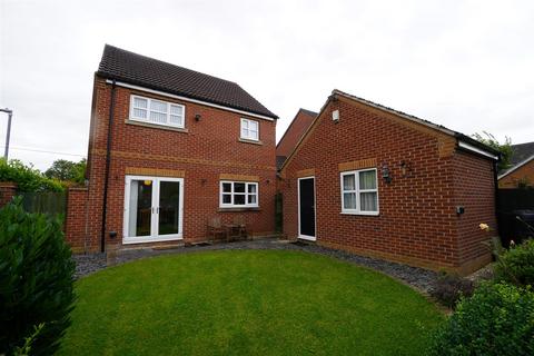 2 Ash Drive, Gilberdyke, Brough, HU15 2FD