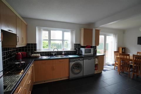 2 Ash Drive, Gilberdyke, Brough, HU15 2FD