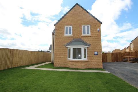 3 bedroom detached house to rent - Quarry Bank Road, Bradford
